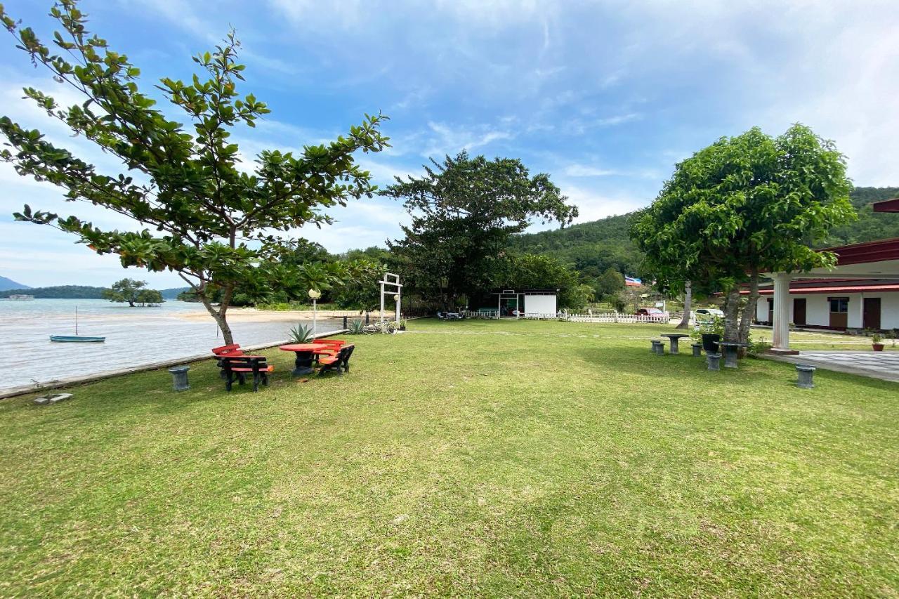 Oyo 90317 Ambong Bay Resthouse 호텔 코타키나발루 외부 사진